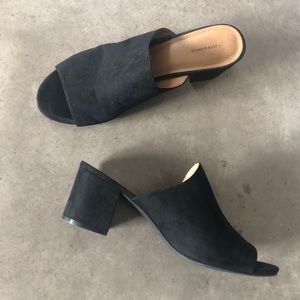Mid heel mule